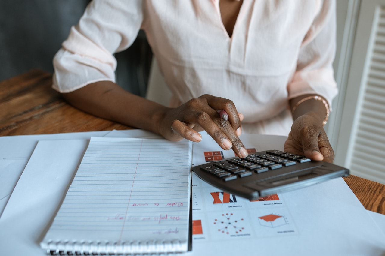 calculating 